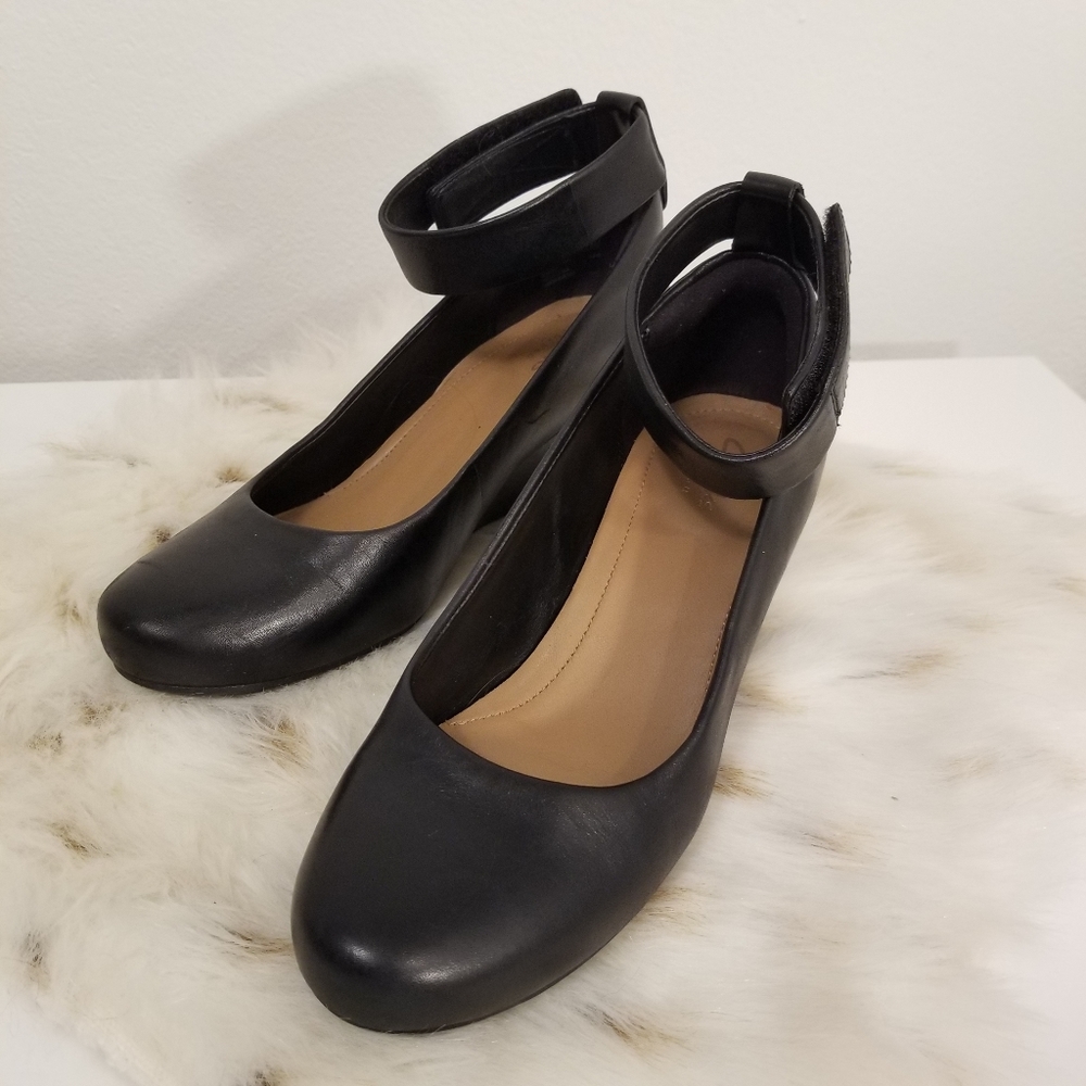 Clarks Artisan Everyday Work Heels